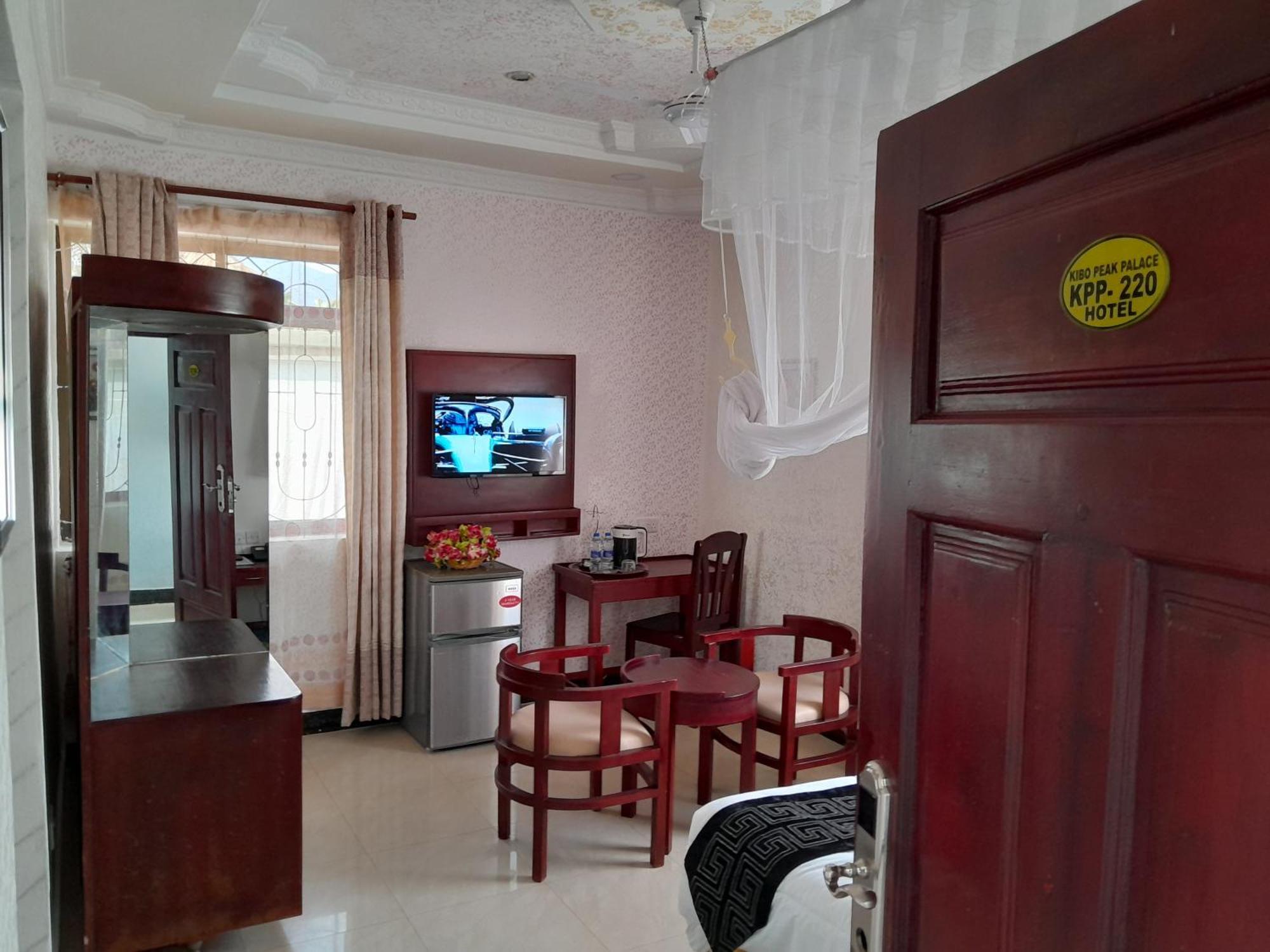 Kibo Peak Palace Hotel Morogoro Ngoại thất bức ảnh